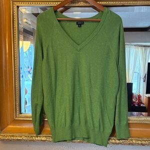 Torrid Green V-Neck Sweater - Size 0 (L)
